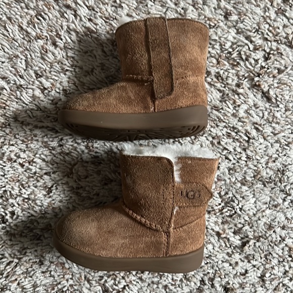 Toddler Ugg boots - Picture 6 of 7